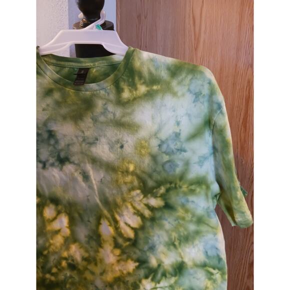 Avocado Green Ice Tie Dye T-Shirt NWT Size 2XL - Picture 2 of 6